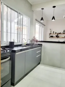 Casa com 3 Quartos à venda, 159m² no Jardim García, Campinas
