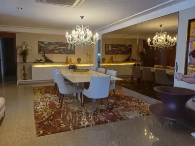 Apartamento com 4 Quartos à venda, 256m² no Meireles, Fortaleza