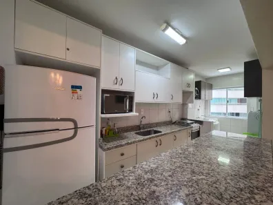 Apartamento com 2 Quartos para alugar, 65m² no Centro, Balneário Camboriú