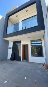 Sobrado com 3 Quartos à venda, 110m² no Barra do Saí, Itapoá
