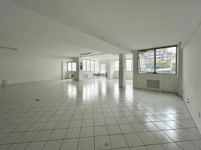 Sala Comercial para alugar, 202m² no Centro, Bento Gonçalves