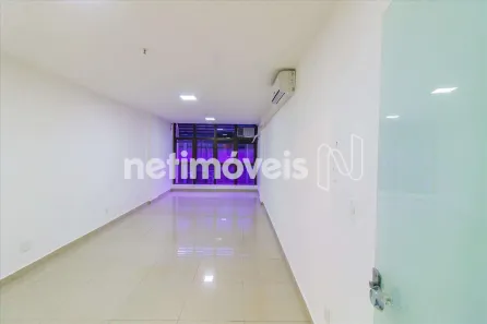 Sala Comercial à venda, 32m² no Asa Sul, Brasília