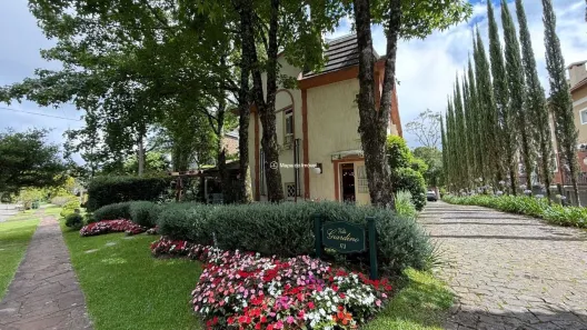 Casa com 4 Quartos à venda, 126m² no Laje de Pedra, Canela