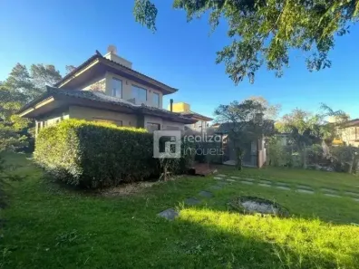 Casa com 2 Quartos à venda, 100m² no Rio Tavares, Florianópolis