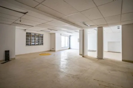 Ponto Comercial para alugar, 115m² no República, São Paulo
