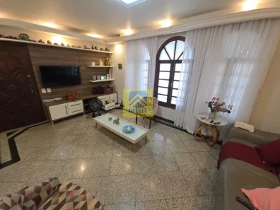Casa com 3 Quartos à venda, 200m² no Jardim Camburi, Vitória