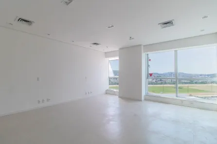 Sala Comercial com 1 Quarto à venda, 40m² no Cristal, Porto Alegre