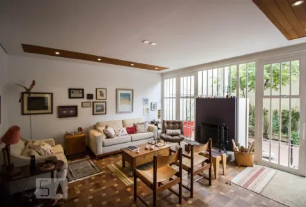 Casa de Condomínio com 2 Quartos à venda, 230m² no Pinheiros, São Paulo