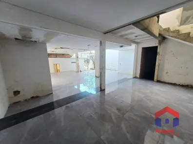 Casa com 5 Quartos à venda, 260m² no Santa Mônica, Belo Horizonte