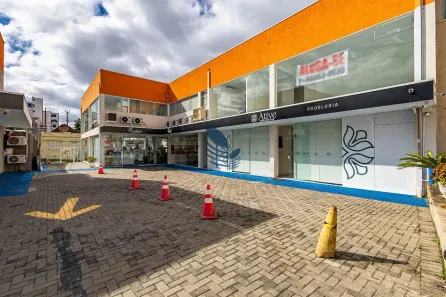 Sala Comercial para alugar, 67m² no São Francisco, Curitiba