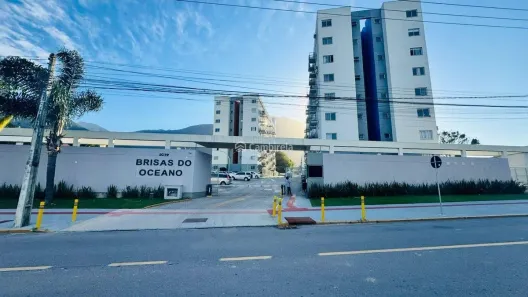 Apartamento com 2 Quartos para alugar, 50m² no Praia de Fora, Palhoça