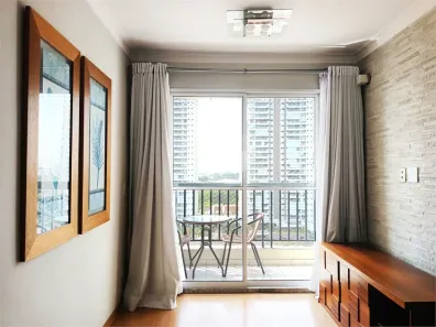 Apartamento com 2 Quartos para alugar, 48m² no Vila Anastácio, São Paulo
