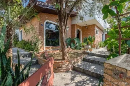 Casa com 4 Quartos à venda, 270m² no Jardim das Vertentes, São Paulo
