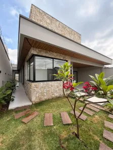 Casa com 3 Quartos à venda, 225m² no Parque Anhanguera, Goiânia