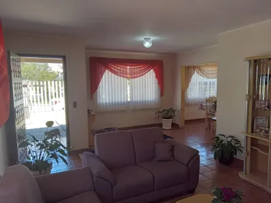 Casa com 5 Quartos à venda, 140m² no Roça Grande, Colombo