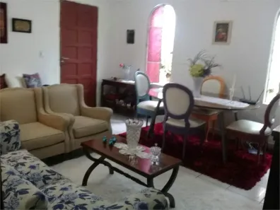 Casa com 2 Quartos à venda, 200m² no Jardim Monte Kemel, São Paulo