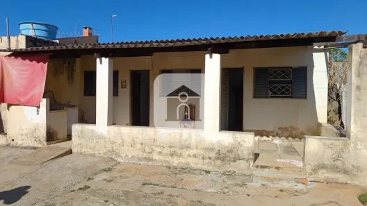 Imóvel Comercial com 5 Quartos à venda, 300m² no Jóquei Clube, Araguari