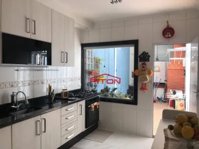 Sobrado com 3 Quartos à venda, 180m² no Vila São Geraldo, São Paulo