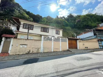 Casa com 5 Quartos à venda, 210m² no Corrêas, Petrópolis