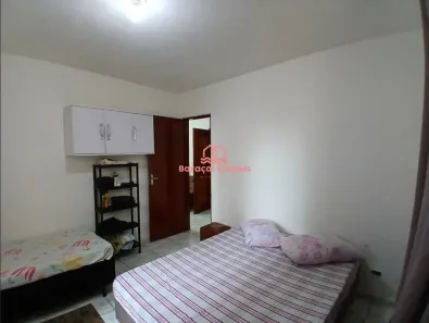 Kitnet com 1 Quarto à venda, 40m² no Guilhermina, Praia Grande