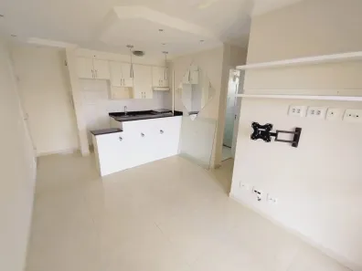 Apartamento com 2 Quartos para venda ou aluguel, 49m² no Vila Anastácio, São Paulo
