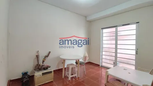 Casa com 2 Quartos à venda, 170m² no Jardim do Vale, Jacareí