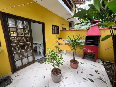 Casa de Condomínio com 2 Quartos à venda, 91m² no Camburi, São Sebastião