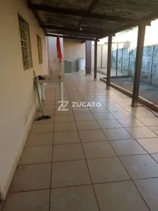 Casa com 3 Quartos à venda, 126m² no Leblon, Uberaba