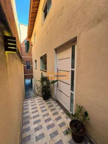 Sobrado com 5 Quartos à venda, 215m² no Cidade Boa Vista, Suzano
