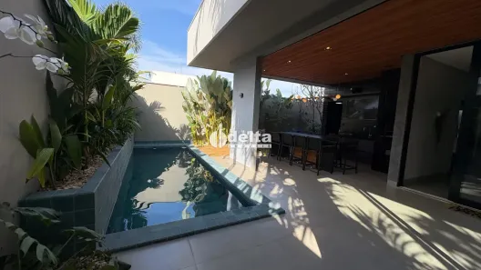 Casa de Condomínio com 3 Quartos à venda, 208m² no Jardim Botânico, Uberlândia