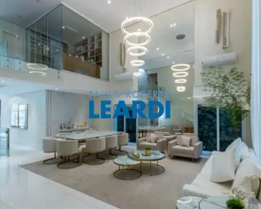 Casa de Condomínio com 4 Quartos à venda, 410m² no Alphaville, Santana de Parnaíba