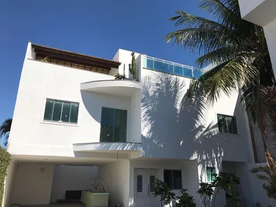 Casa com 6 Quartos para alugar, 465m² no Centro, Campos dos Goytacazes
