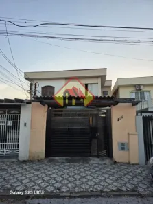 Sobrado com 4 Quartos à venda, 130m² no Areão, Taubaté
