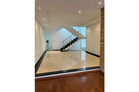 Casa com 4 Quartos à venda, 250m² no Vila Brasílio Machado, São Paulo