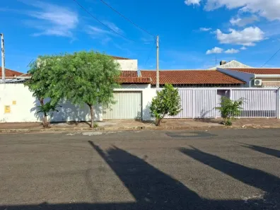 Imóvel Comercial com 5 Quartos à venda, 425m² no Vila Sedenho, Araraquara