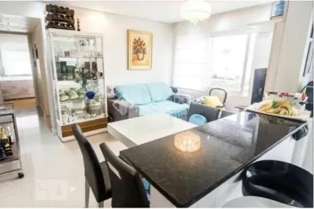 Apartamento com 2 Quartos à venda, 59m² no Jardim do Salso, Porto Alegre