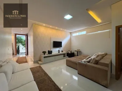 Sobrado com 4 Quartos à venda, 349m² no Anápolis City, Anápolis