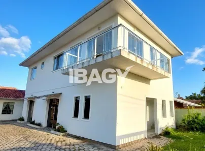 Apartamento com 3 Quartos para alugar, 103m² no Campeche, Florianópolis