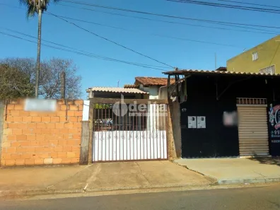 Casa com 3 Quartos à venda, 234m² no Morada Nova, Uberlândia