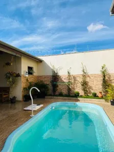 Sobrado com 4 Quartos à venda, 293m² no Parque São Cristóvão, Taubaté