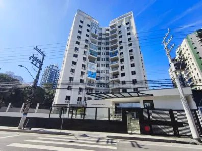Apartamento com 3 Quartos para alugar, 130m² no Agronômica, Florianópolis