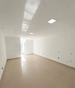 Ponto Comercial para alugar, 35m² no Renascença, São Luís