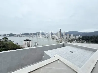 Casa com 4 Quartos à venda, 539m² no Canto da Praia, Itapema