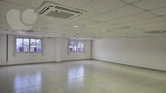 Sala Comercial para alugar, 630m² no Alcântara, São Gonçalo