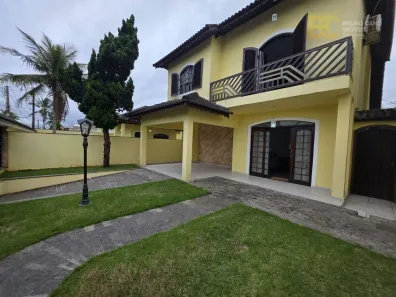 Sobrado com 4 Quartos à venda, 306m² no Parque Balneario Oasis, Peruíbe