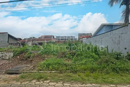 Lote/Terreno à venda, 290m² no Balneario Arpoador, Peruíbe