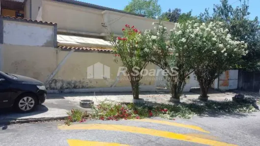 Casa com 4 Quartos à venda, 170m² no Marechal Hermes, Rio de Janeiro
