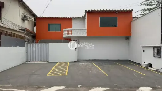 Imóvel Comercial com 7 Quartos para alugar, 373m² no Bosque, Rio Branco