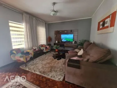 Casa com 3 Quartos à venda, 215m² no Parque Jardim Europa, Bauru