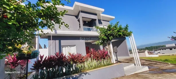 Casa de Condomínio com 4 Quartos à venda, 264m² no Bairro do Grama, Caçapava